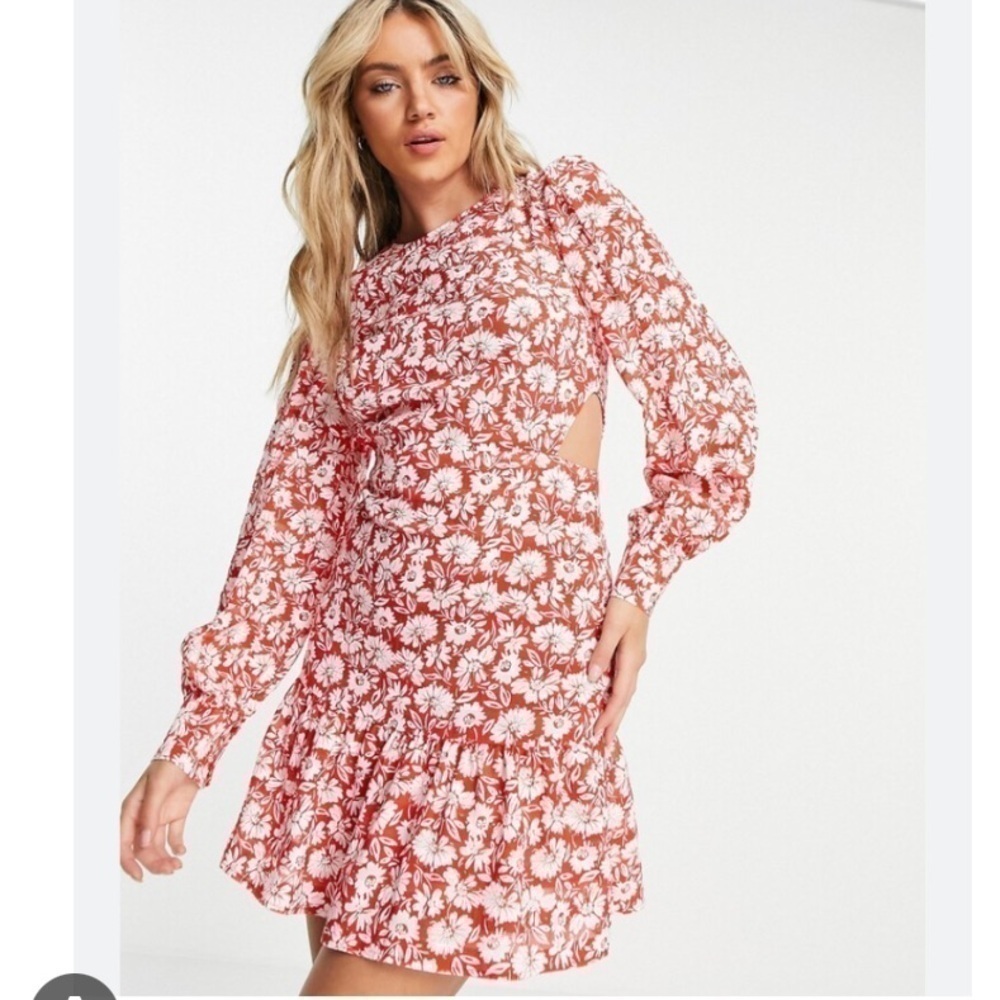 NWT Topshop Red Daisy Side Cutout Tea Length Dress Fairy Glam Cottagecore - Picture 1 of 10